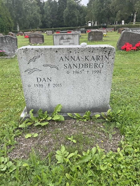 Grave number: R 4 164-167