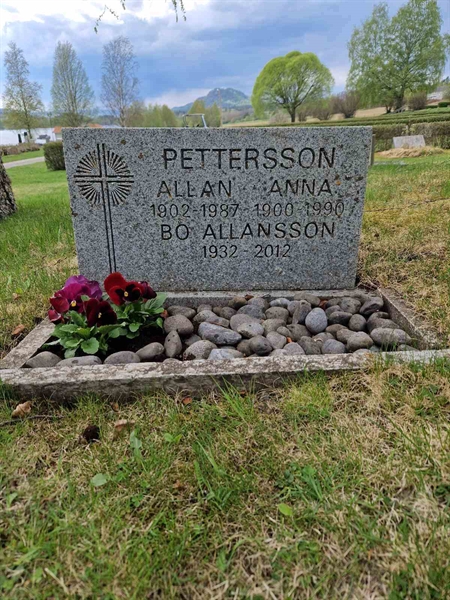 Grave number: 501 10 1606