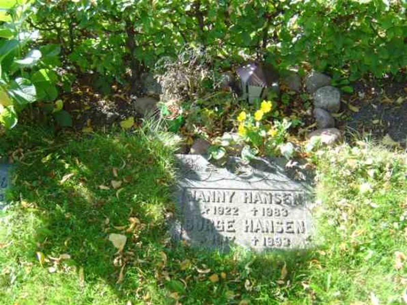 Grave number: FLÄ URNL   104