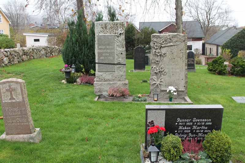 Grave number: ÖKK 1   108, 109, 110