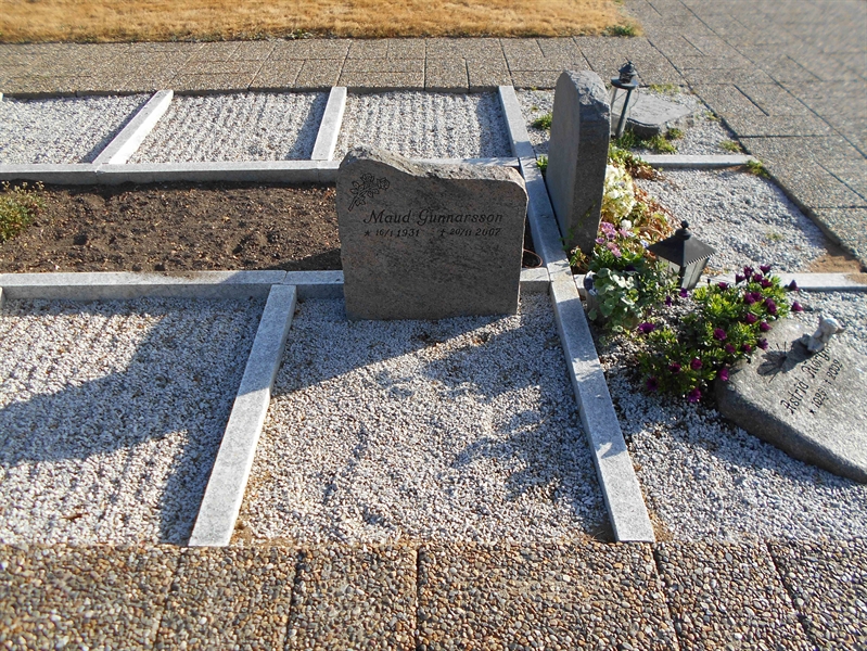 Grave number: HK D1    17
