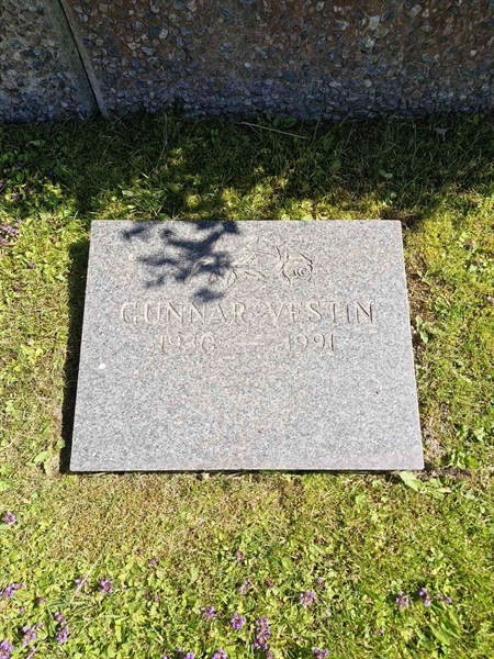 Gravnummer: 1 URNLU D25