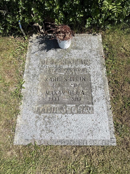Grave number: 4 G GF   115-116