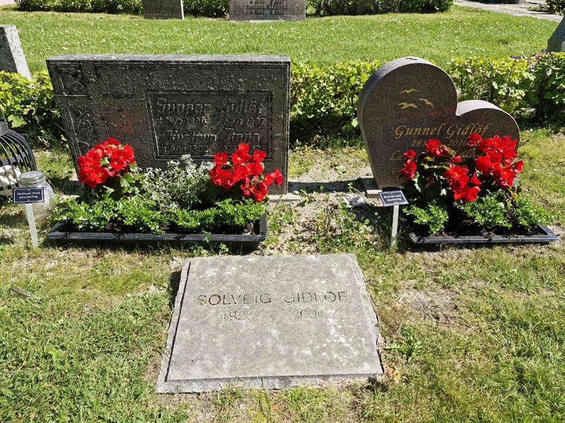 Grave number: 1 FRID 114-115