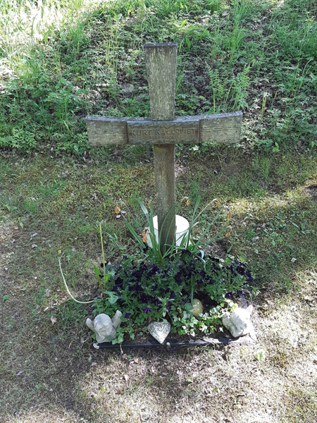 Grave number: KA 15   218