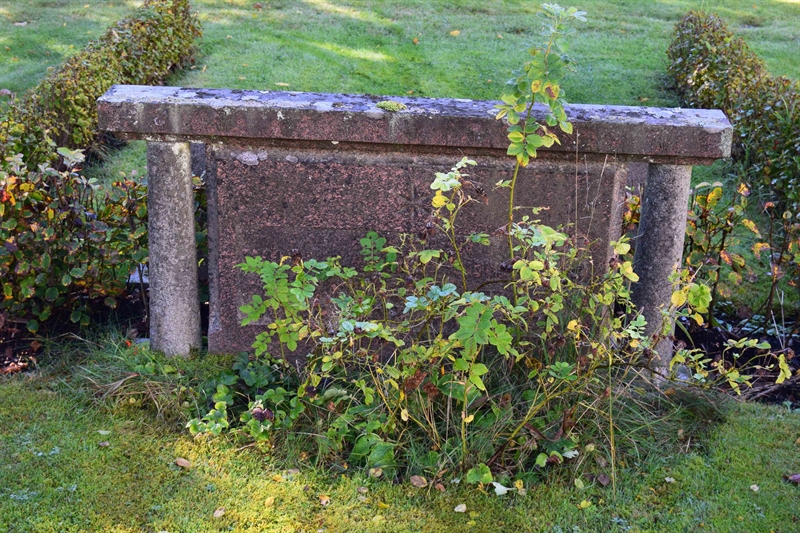 Grave number: 01 9     4B