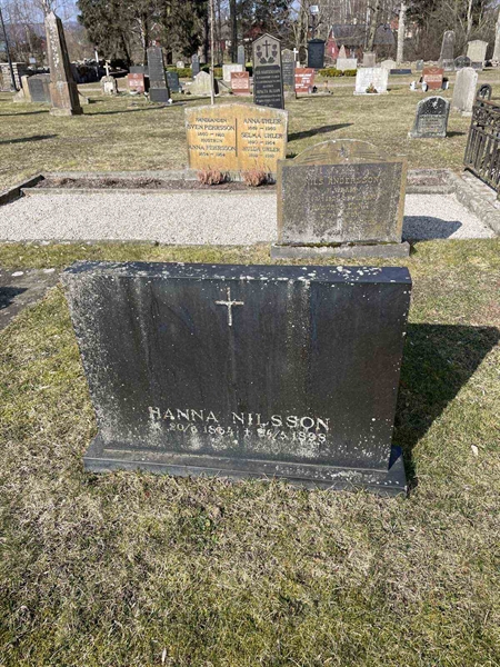 Grave number: VV D    48