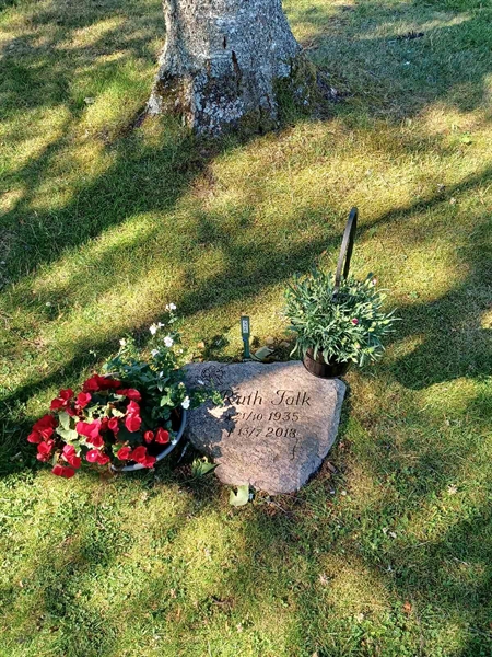 Grave number: OS ÖK U 401