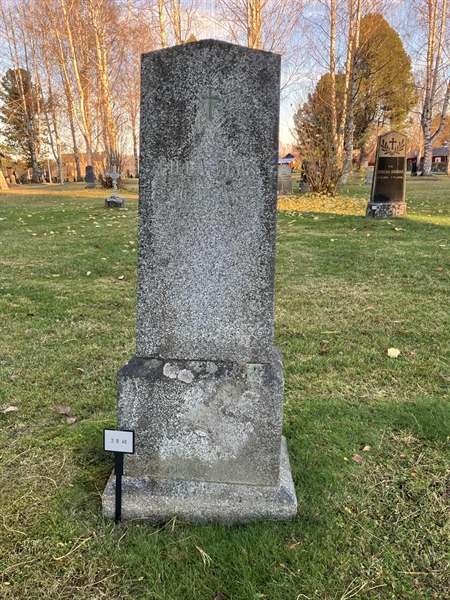 Hautatunnus: 2 B    40