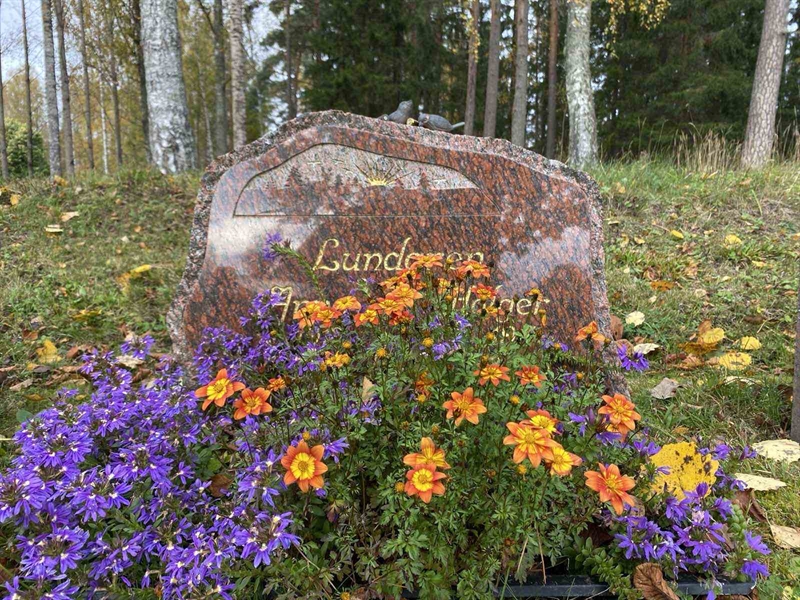 Grave number: 1 23    U43