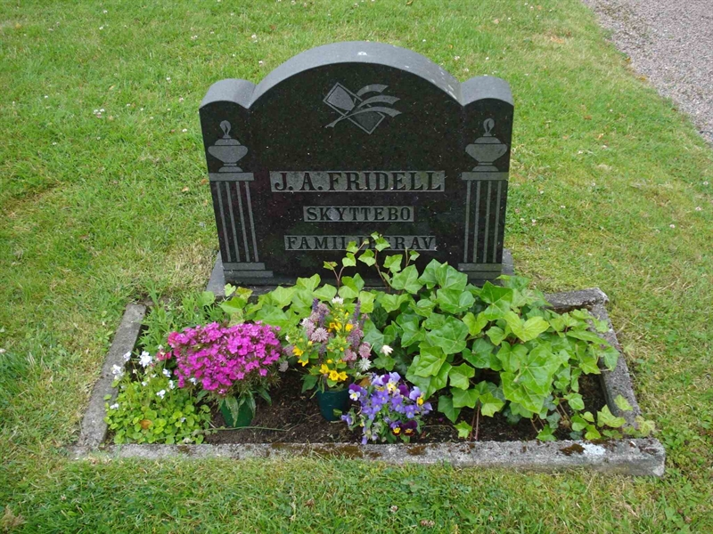Grave number: BR B   616, 617