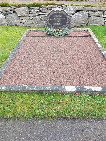 Grave number: 06 60002