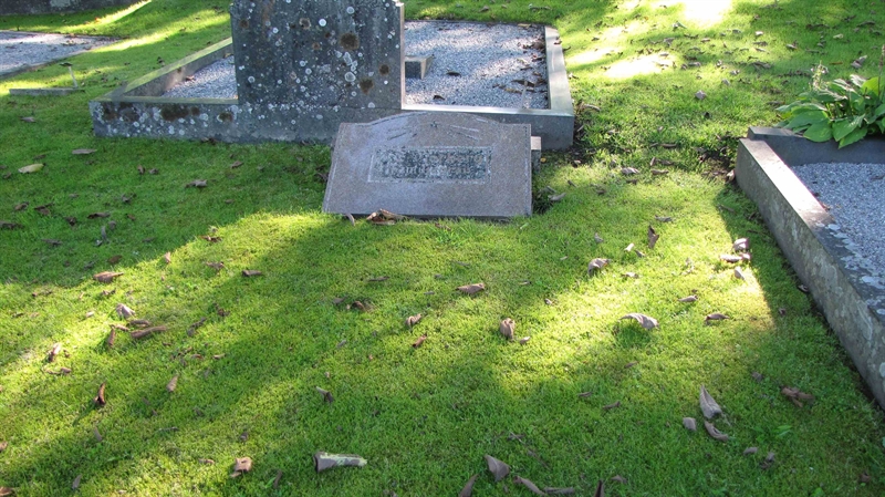 Grave number: HG TRAST   795, 796