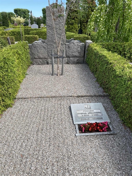 Gravnummer: NK IV    76