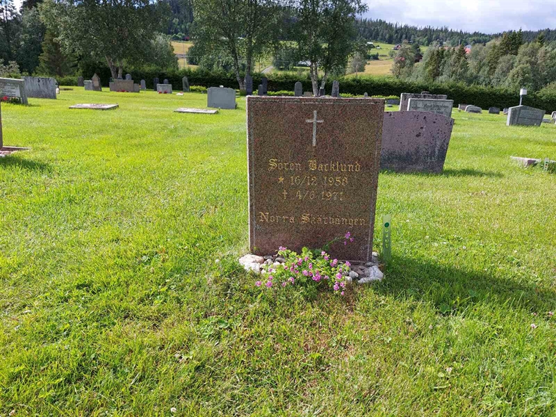 Grave number: SK 4    66