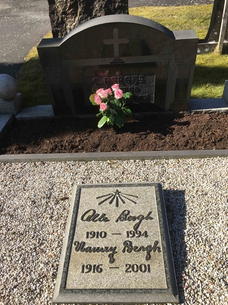 Grave number: 1 G 19, 20