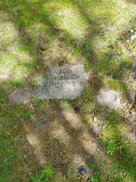 Grave number: 20 R 48