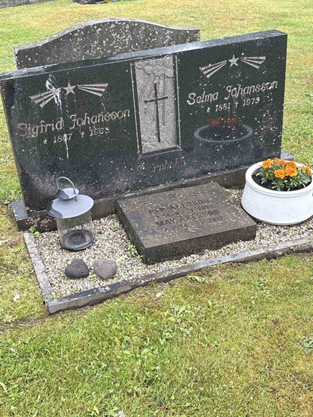 Grave number: SKF D    18, 19