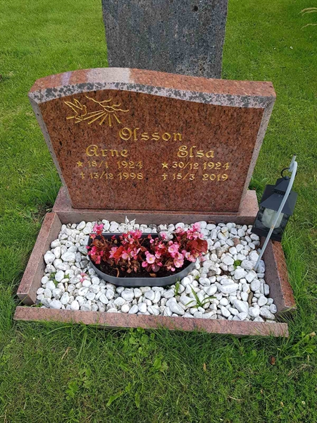 Grave number: 07 71277