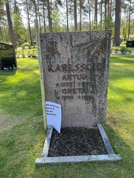 Grave number: 04 10    53-54