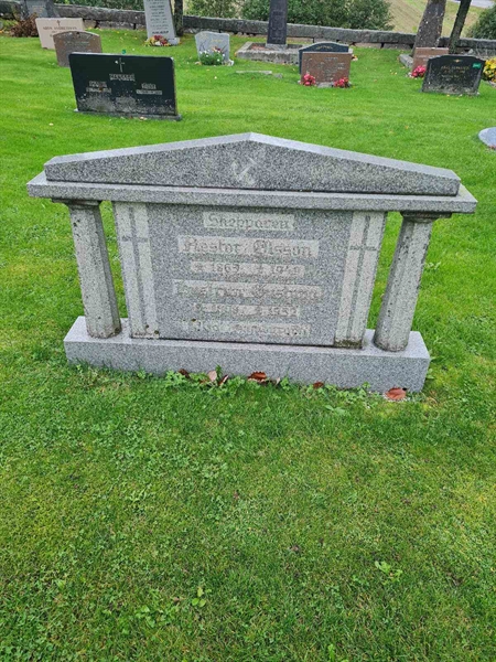 Grave number: KG 09   622, 623