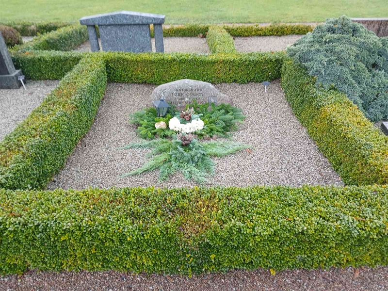 Grave number: Si I    55, 56