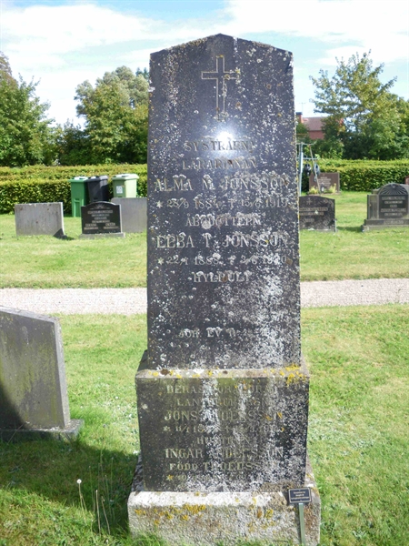 Grave number: NSK 05    25