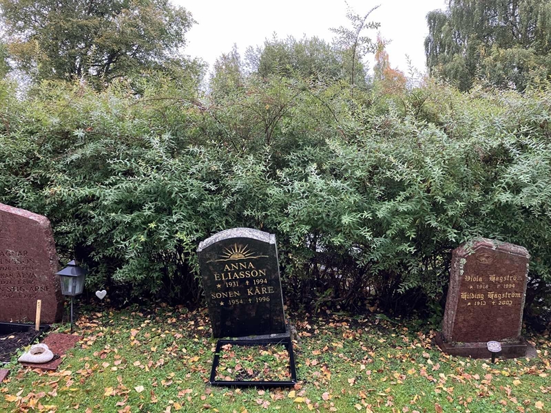 Grave number: 1 4  6812