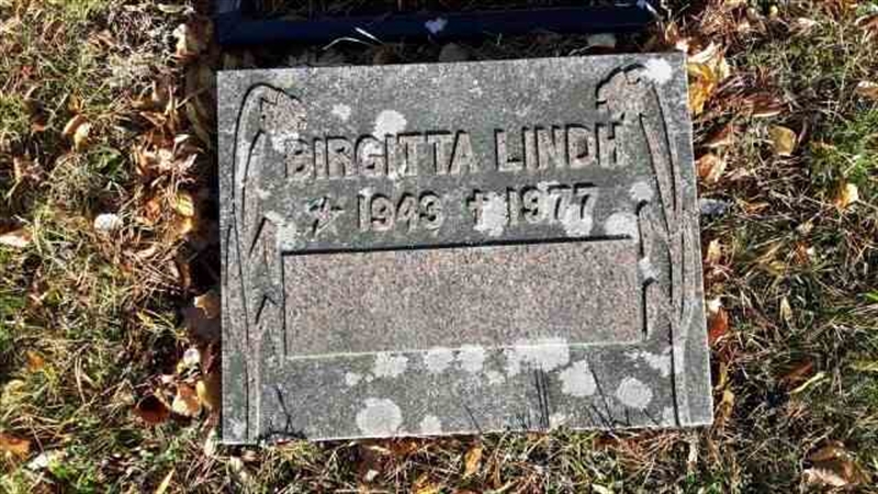 Grave number: 1 1   794