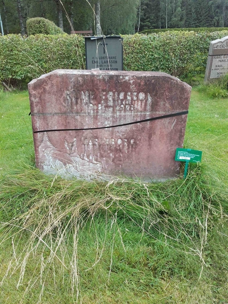 Grave number: KA 08    14