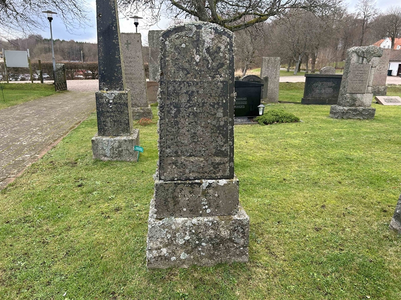 Grave number: L G F 96