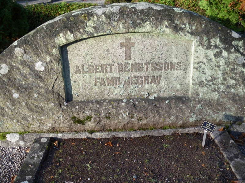 Grave number: HÖB 14    19
