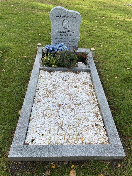 Hautatunnus: 2 G    77