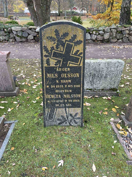 Grave number: VV F    62