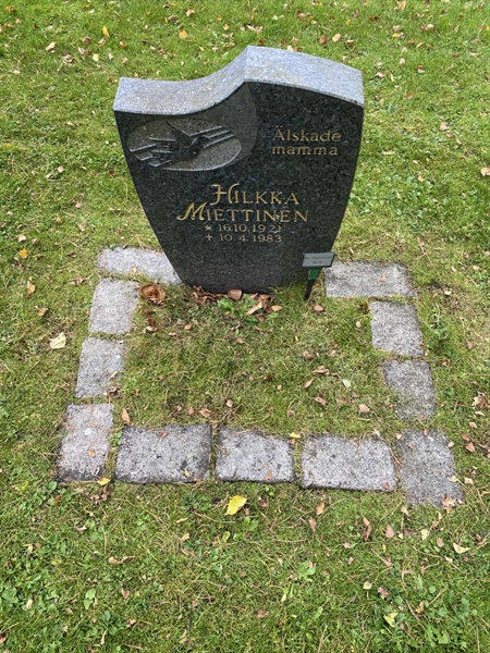 Grave number: 2 C  1029