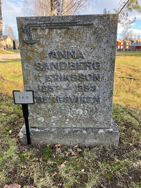 Hautatunnus: 2 A    12