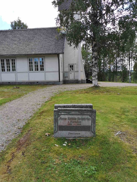 Gravnummer: POK 05    13