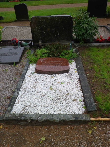 Grave number: OS G    79