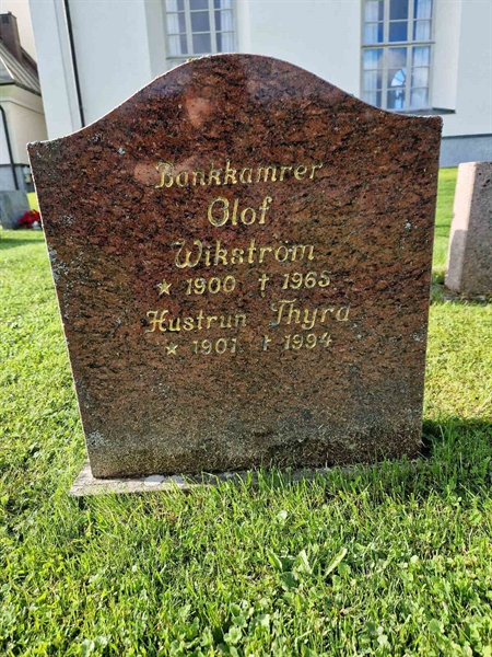 Hautatunnus: 451 URN1 9