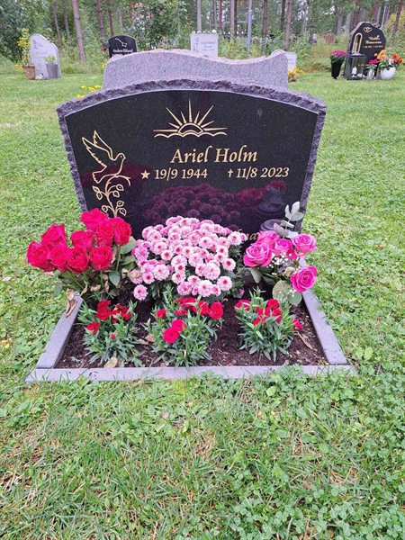 Grave number: 2 Q  2750