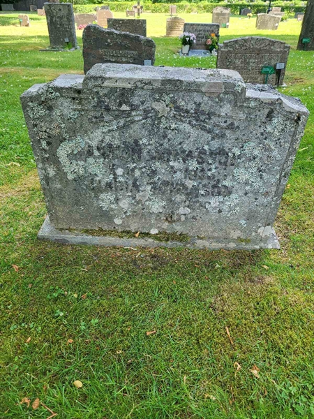 Grave number: Jä 06     8-9