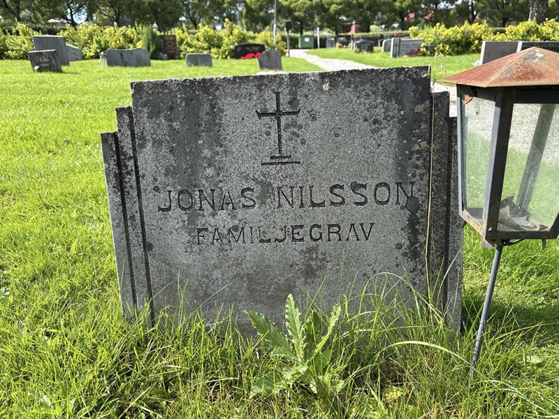 Grave number: SÄ NYA   130-131