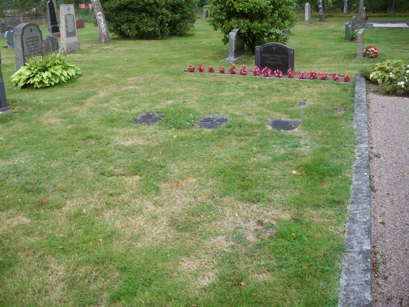 Grave number: SB 01    23