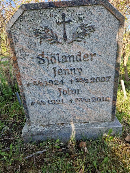 Grave number: 501 13 1956