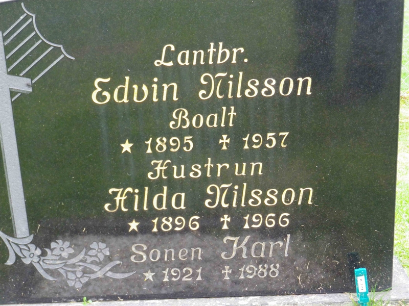 Grave number: VI K   321, 322