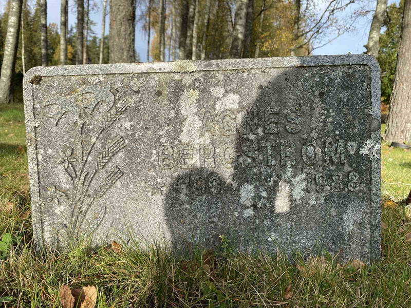 Grave number: 1 22    156