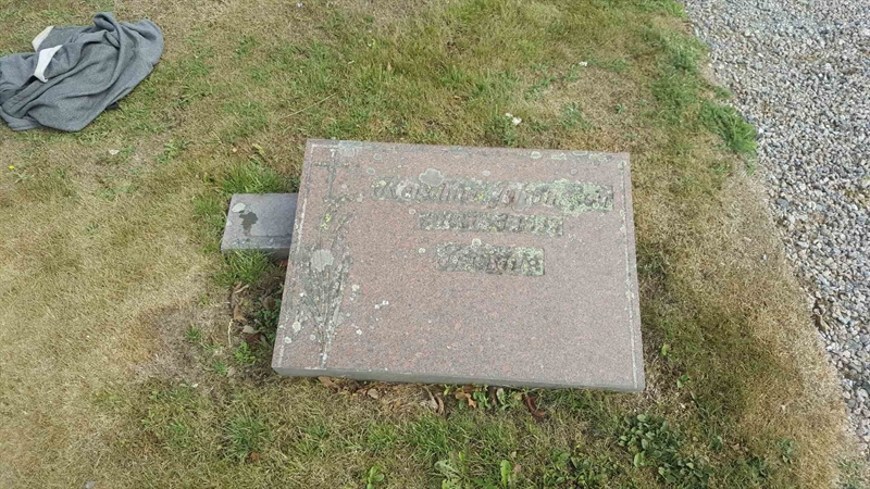 Grave number: LN 002  1058
