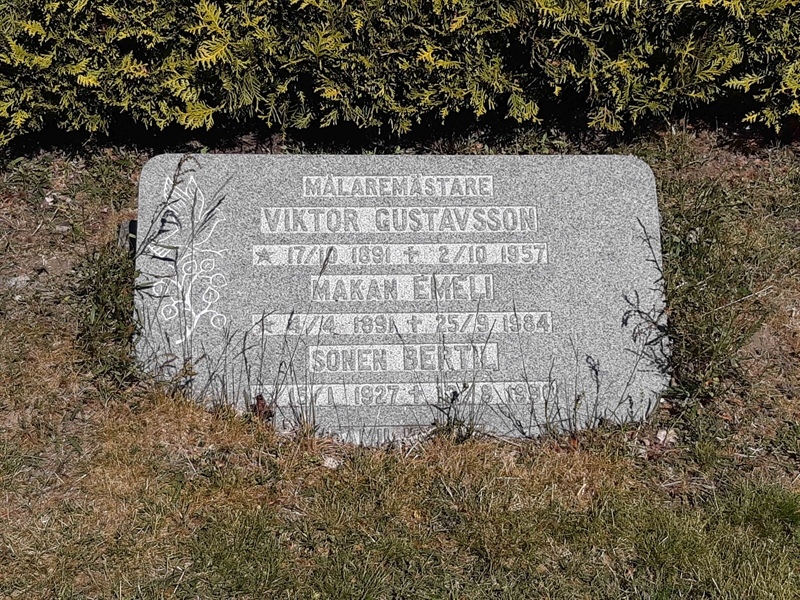 Grave number: JÄ 06   243