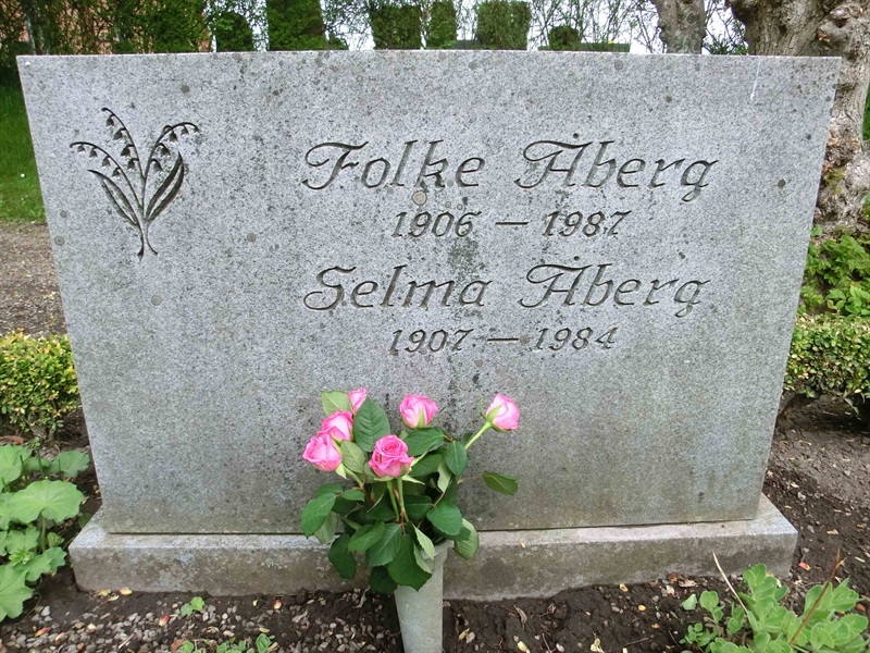 Grave number: KÄ F 159-160