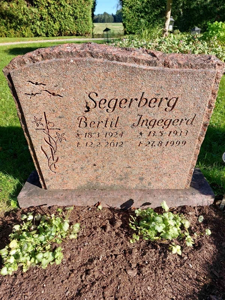 Hautatunnus: 1 L   043